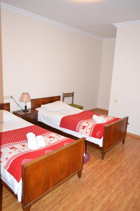 Garden House Hotel Mestia Kamer foto
